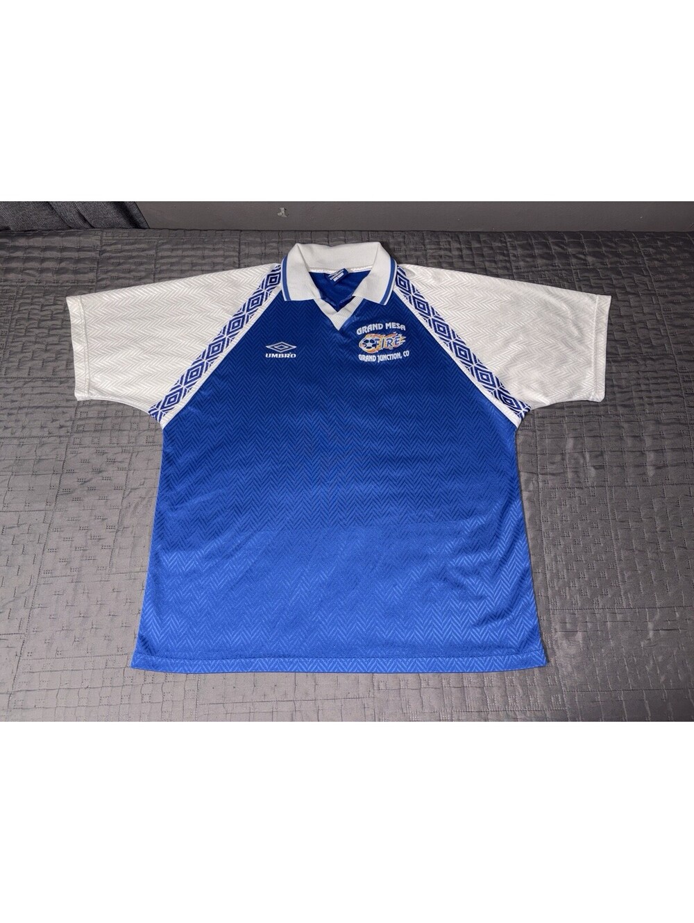 Vintage Umbro Soccer Jersey  USA MADE 90s- Adult Large